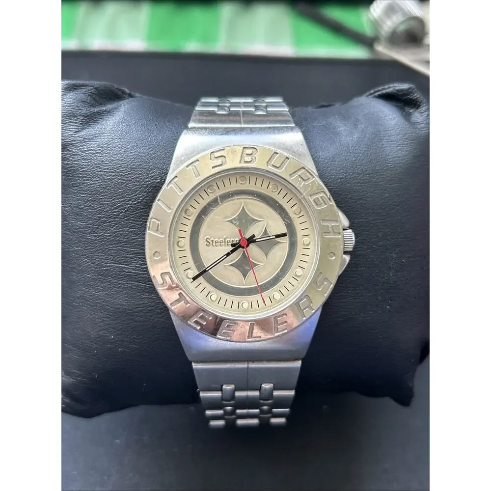 Pittsburgh Steelers Silver Tone Men’s Quartz Watch